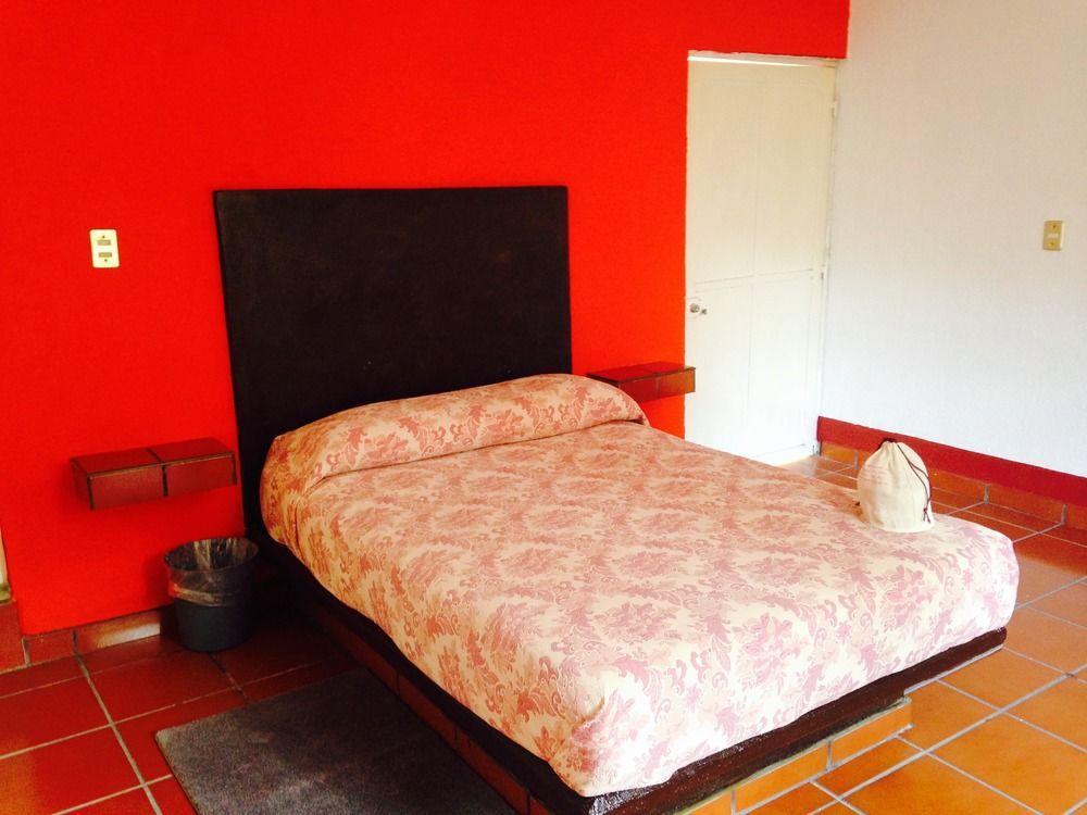 Ayenda Meson Del Rio Hotel Tepotzotlan Luaran gambar
