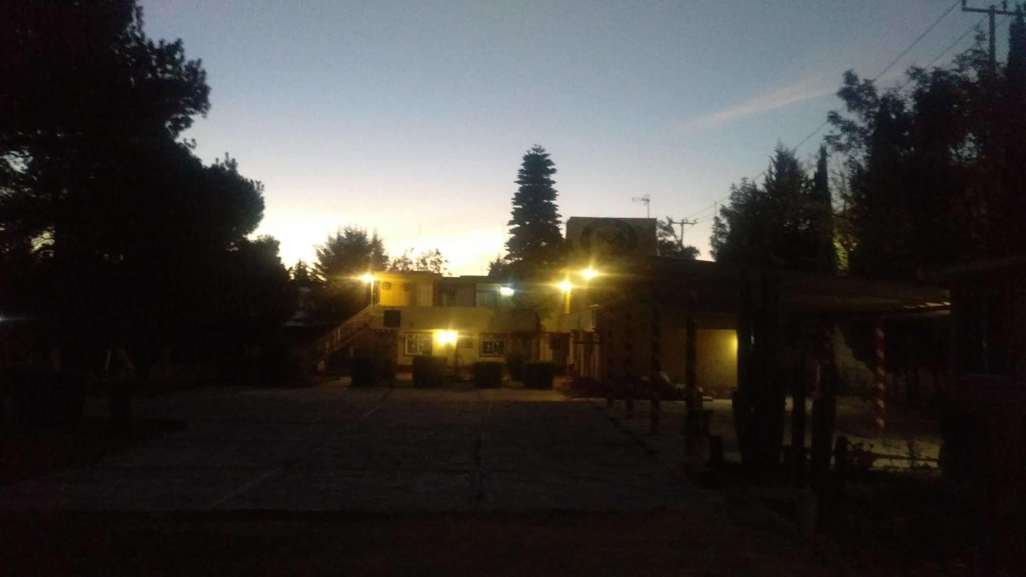 Ayenda Meson Del Rio Hotel Tepotzotlan Luaran gambar